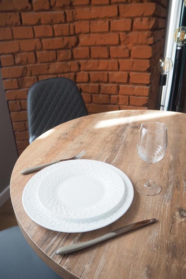 - Piotrkowska 37